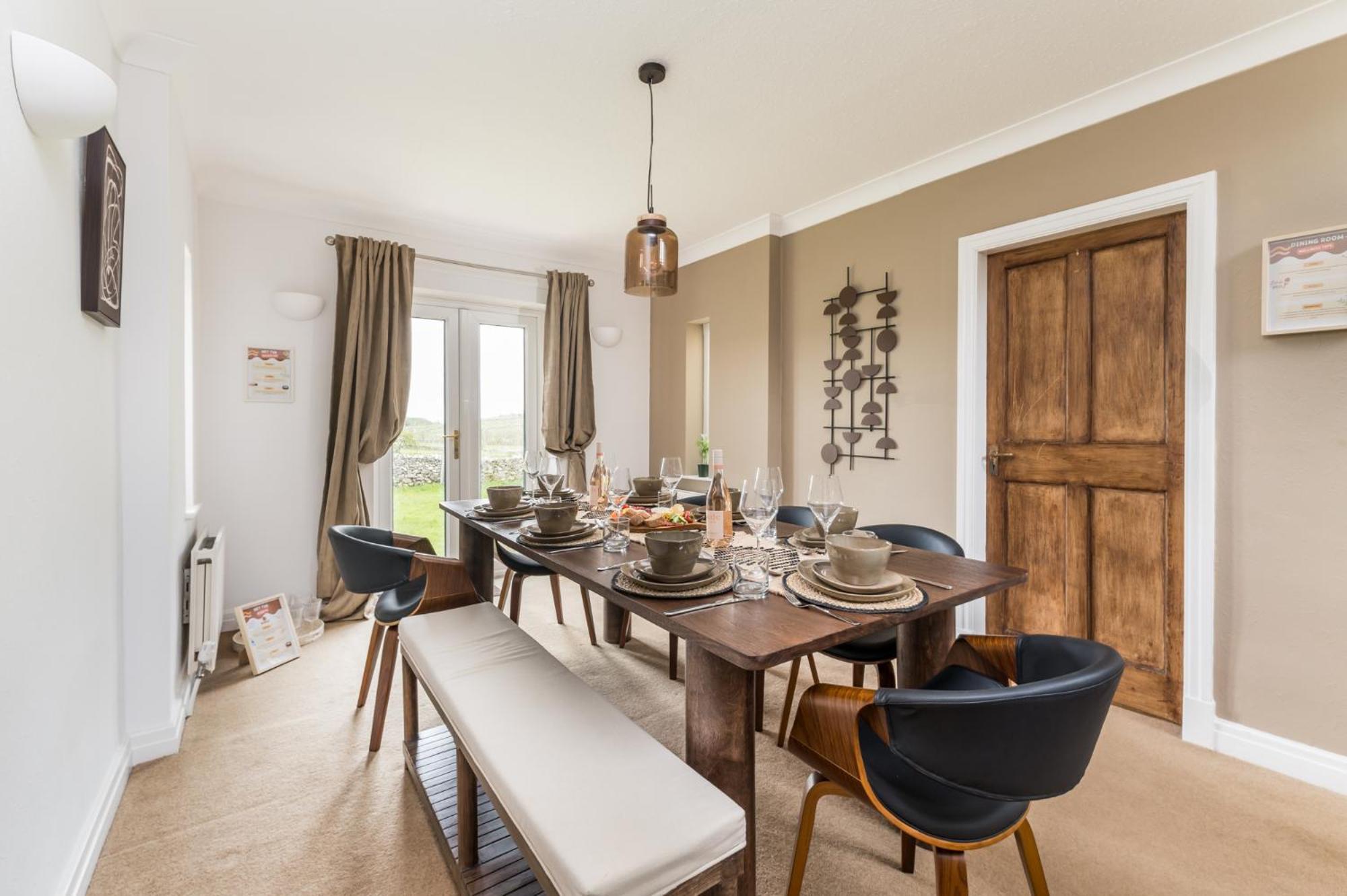 Wellbeing Escape With Hot Tub Sleeps 8 Malham